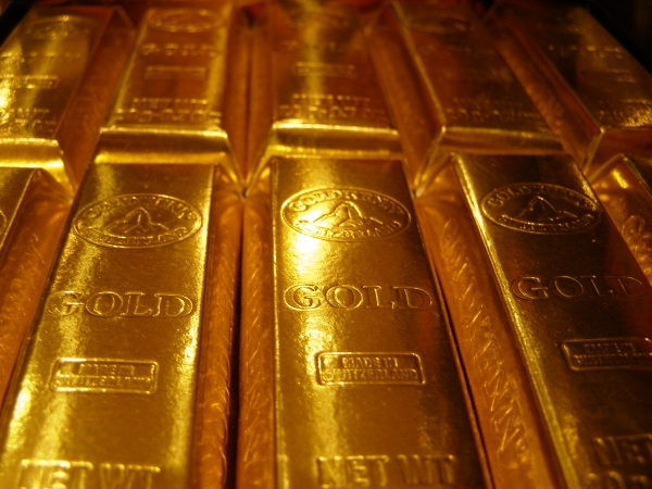 Золото уже не привлекает мировые хедж-фонды